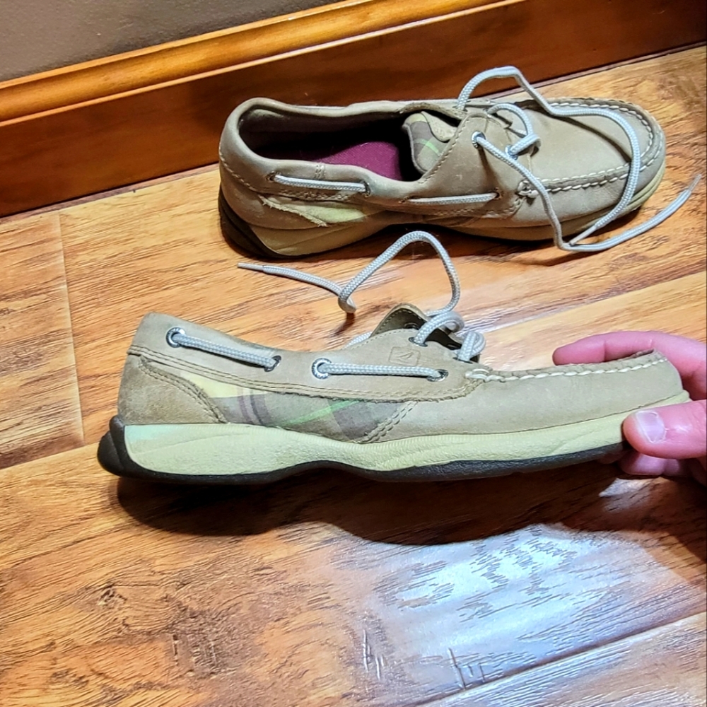 Sperry boat shoes (loafers)